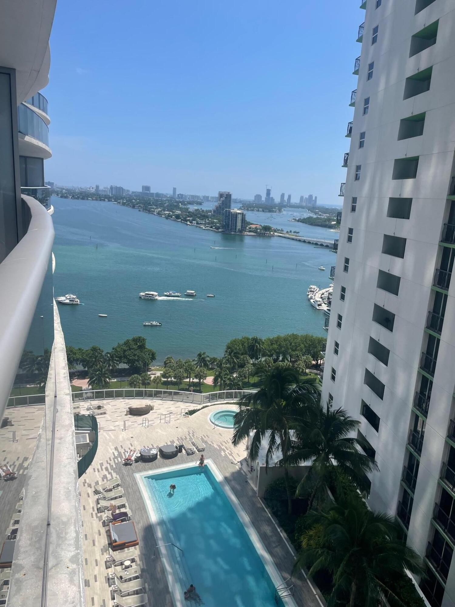 image Aria on the Bay18