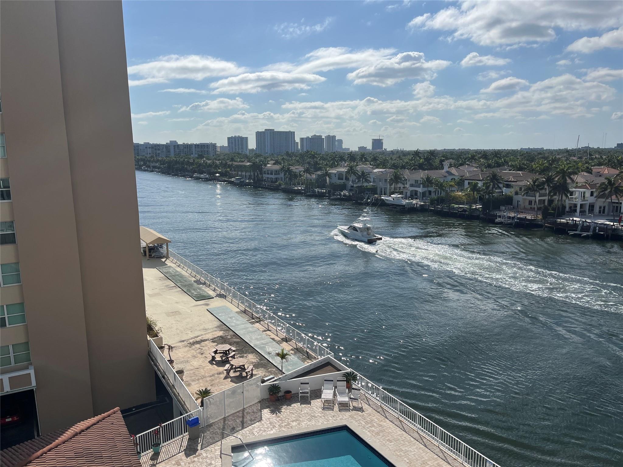 1400 S Ocean Dr #707