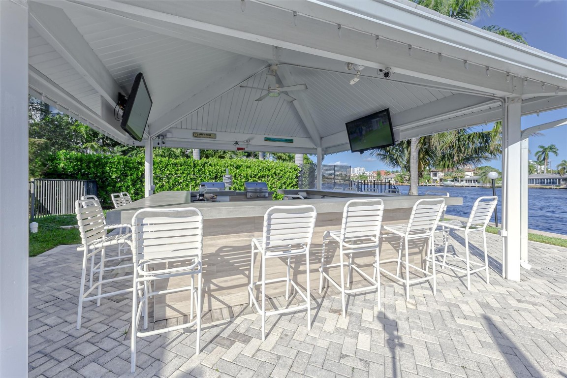 6485 Bay Clb Dr #2 Fort Lauderdale, FL 33308