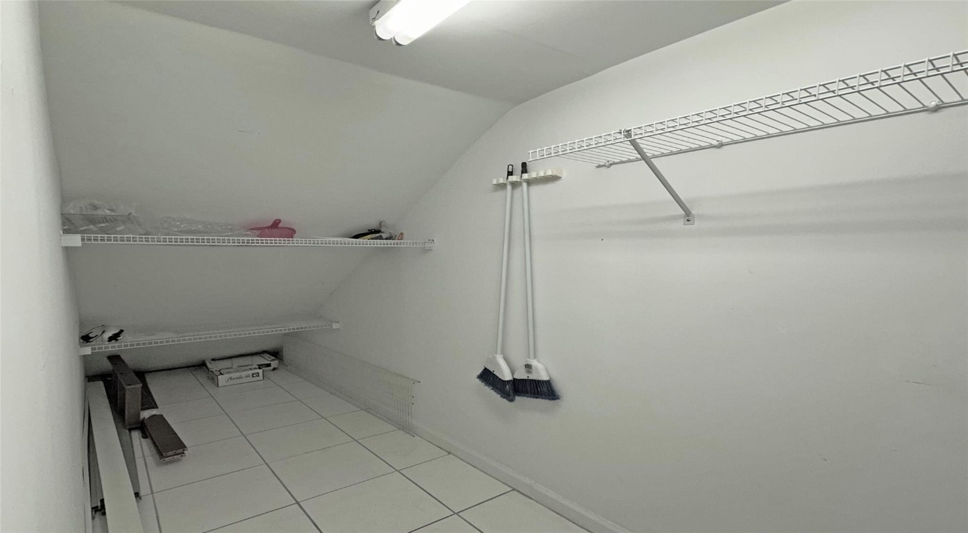 6485 Bay Clb Dr #2 Fort Lauderdale, FL 33308