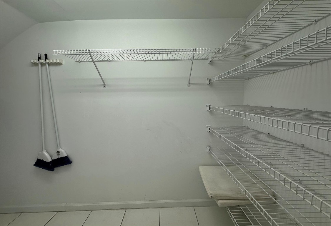 6485 Bay Clb Dr #2 Fort Lauderdale, FL 33308