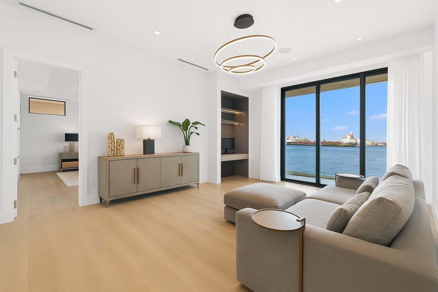 1957 Harbourview Dr Fort Lauderdale, FL 33316