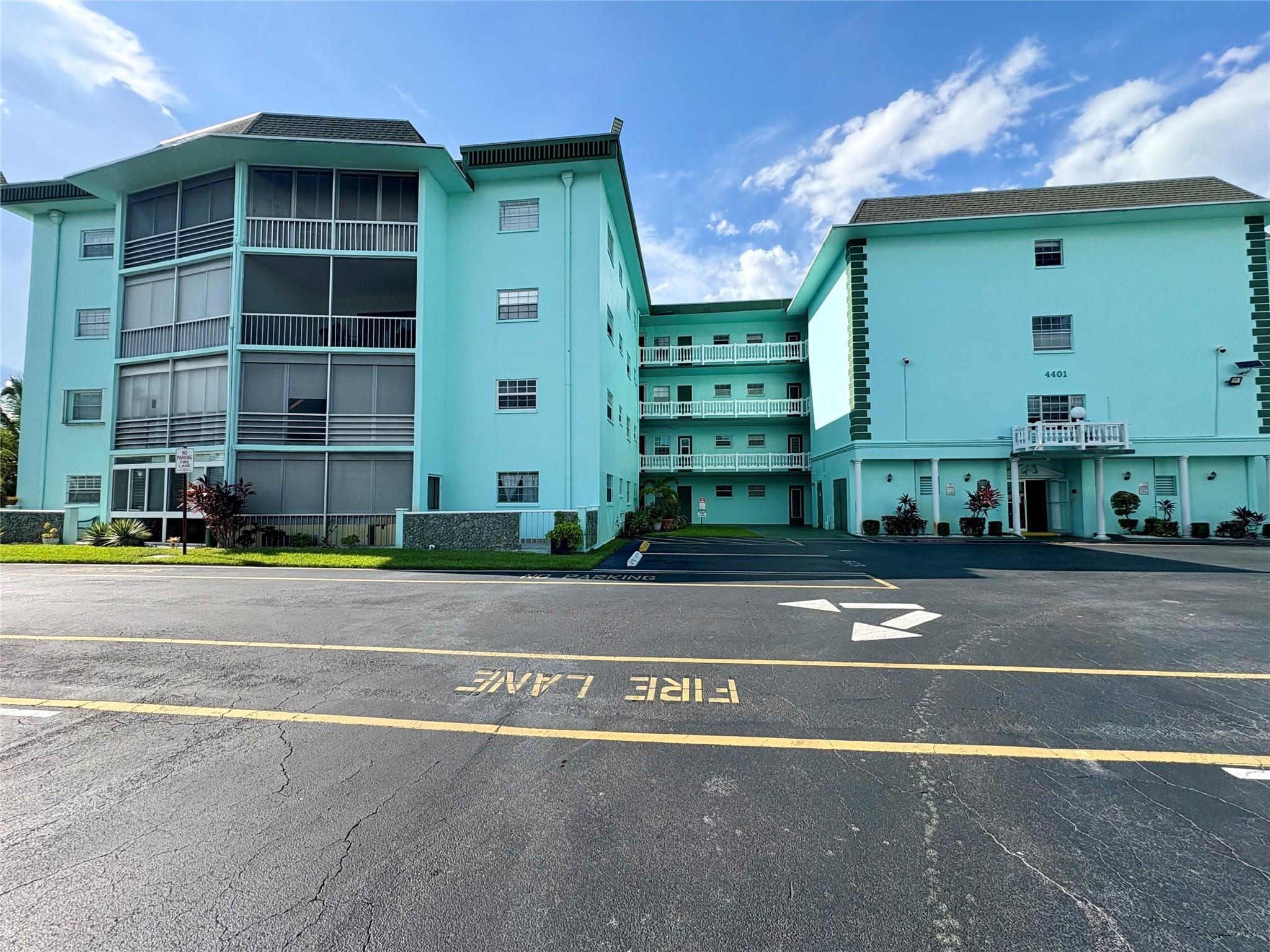 4401 NW 41st St #110