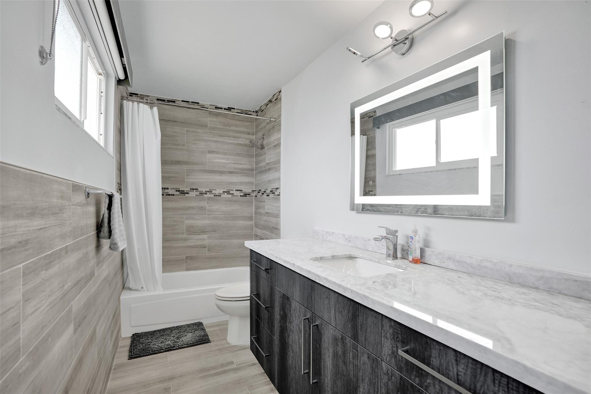 1235 NW 51st St Deerfield Beach, FL 33442