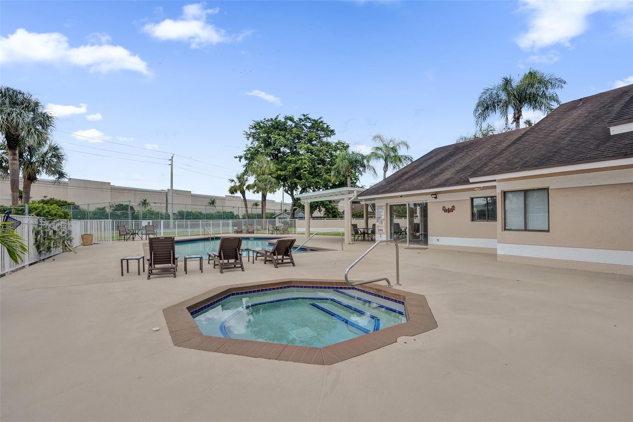 1235 NW 51st St Deerfield Beach, FL 33442