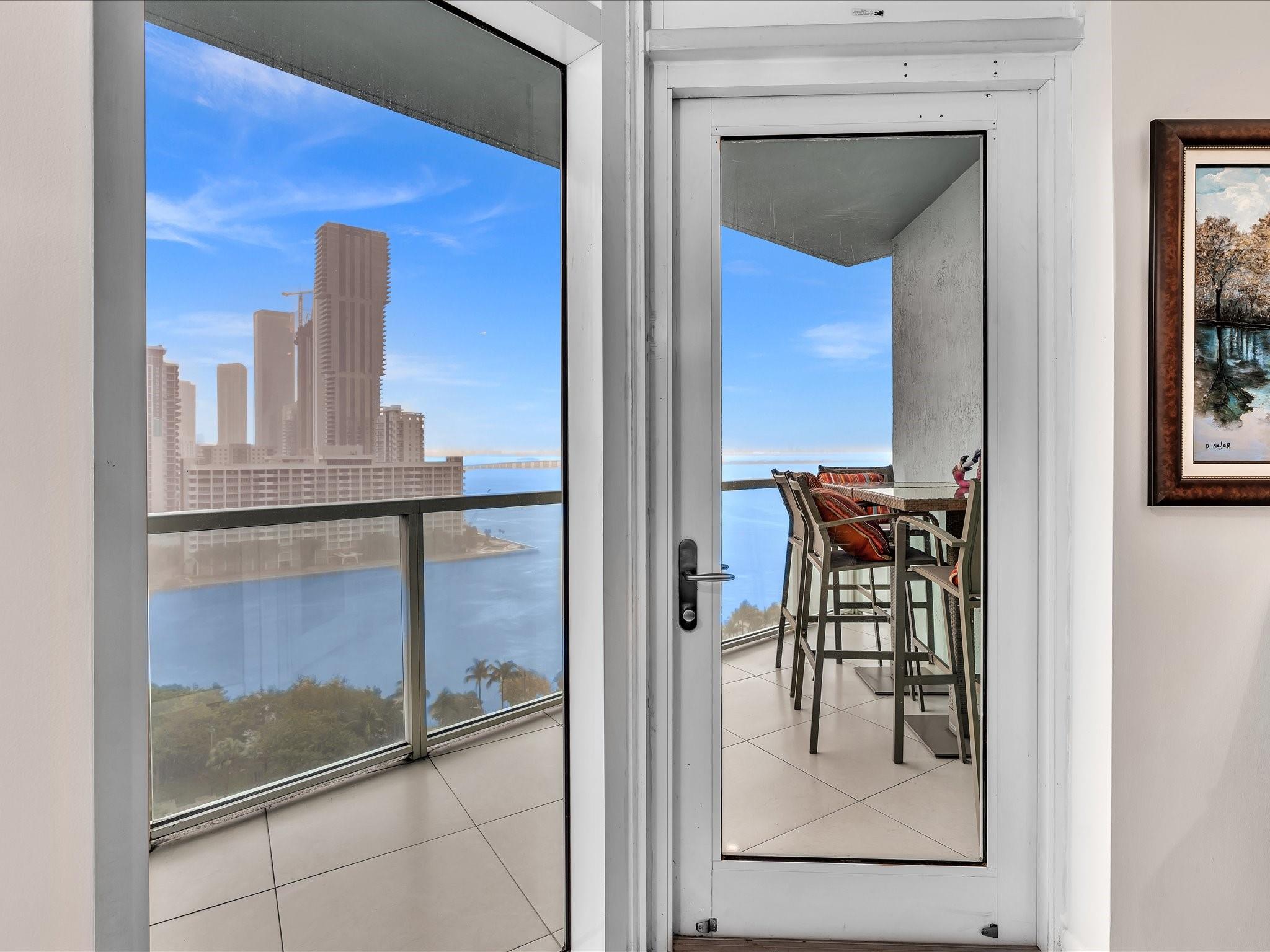 image Quantum on the Bay12