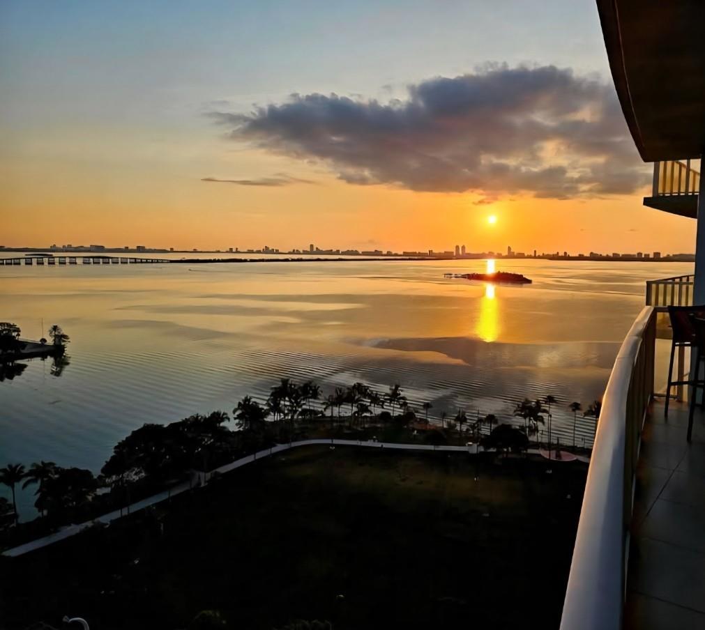 image Quantum on the Bay51