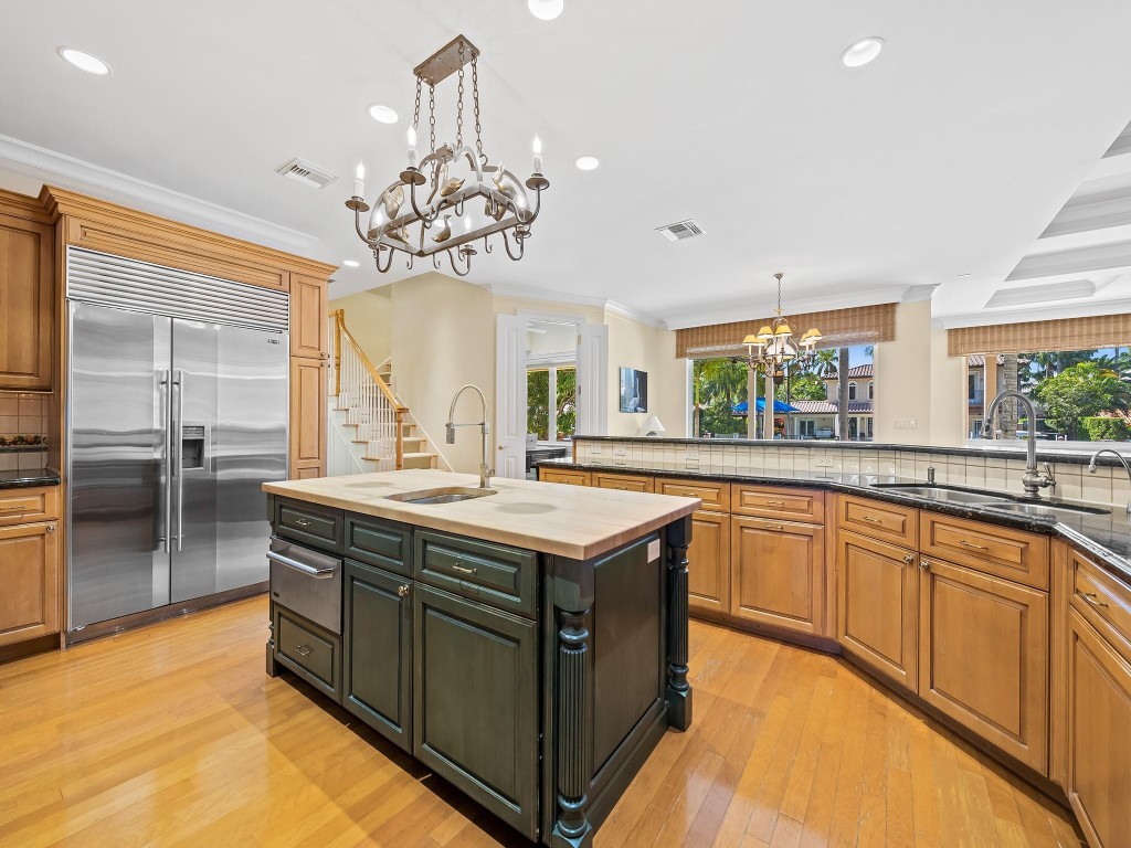 625 Isle Of Palms Dr Fort Lauderdale, FL 33301