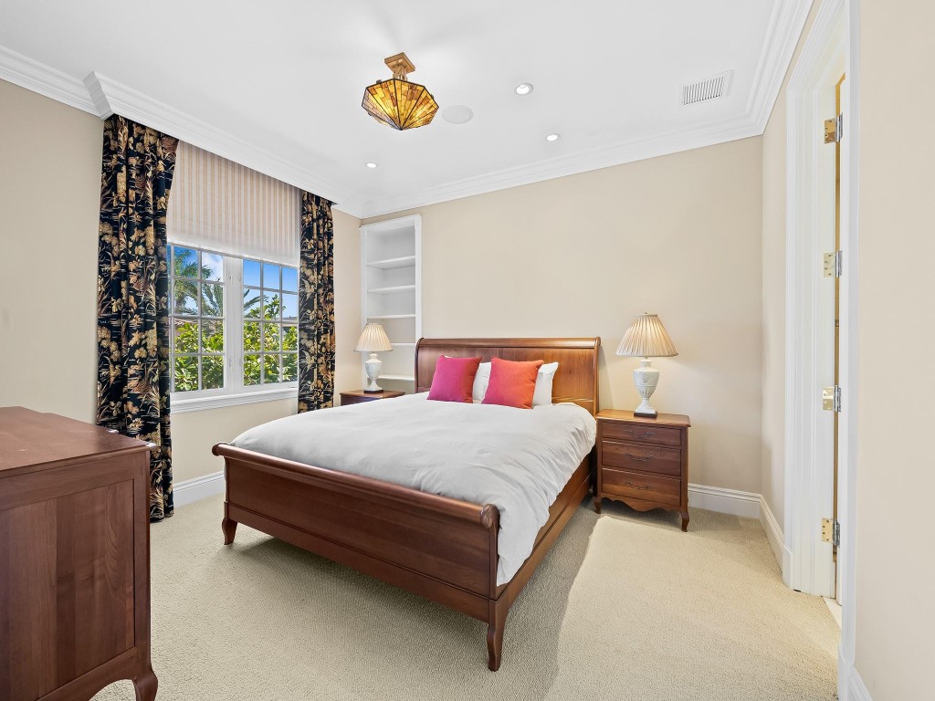 625 Isle Of Palms Dr Fort Lauderdale, FL 33301