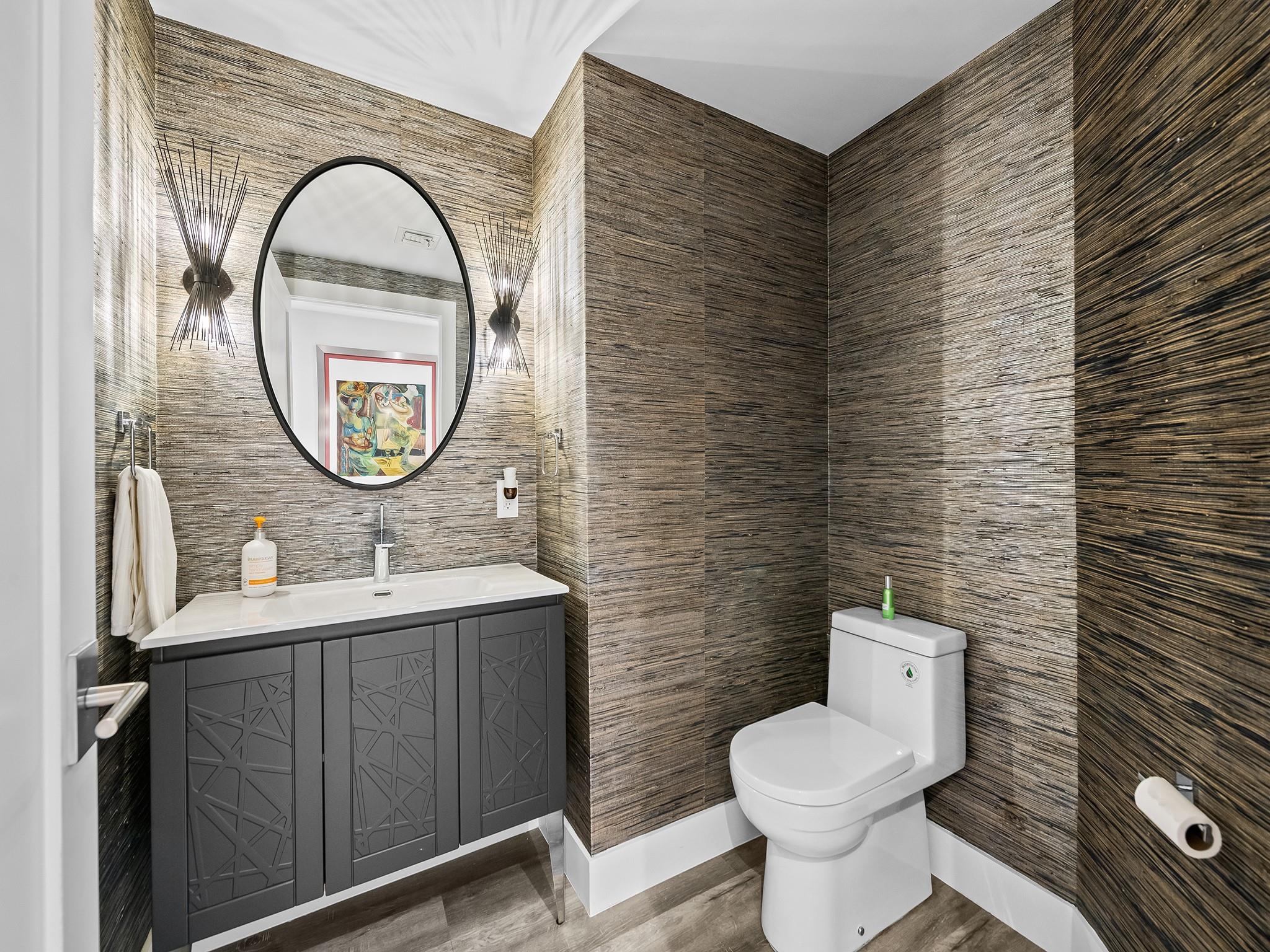 1050 Seminole Dr #2A Fort Lauderdale, FL 33304