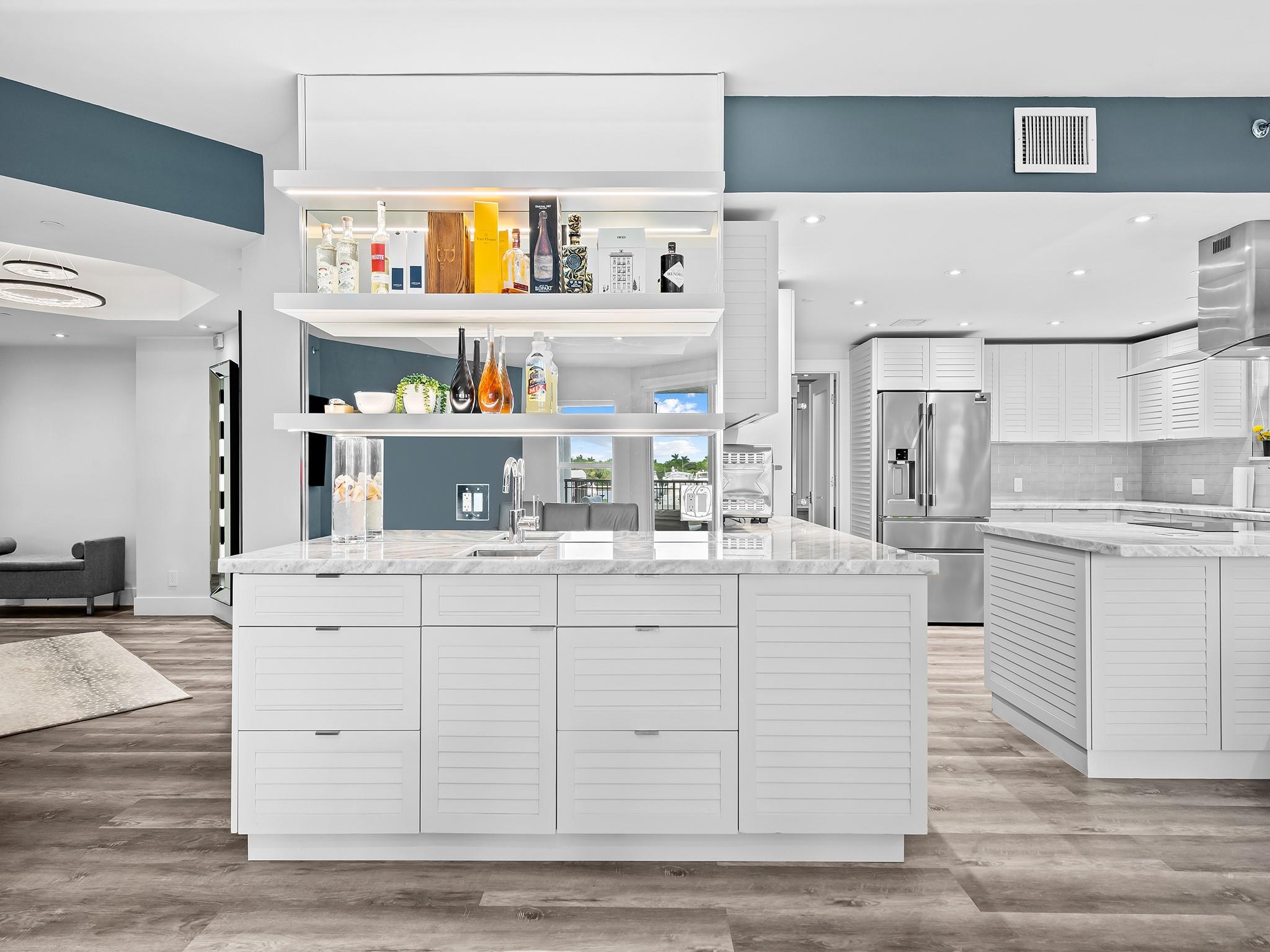 1050 Seminole Dr #2A Fort Lauderdale, FL 33304