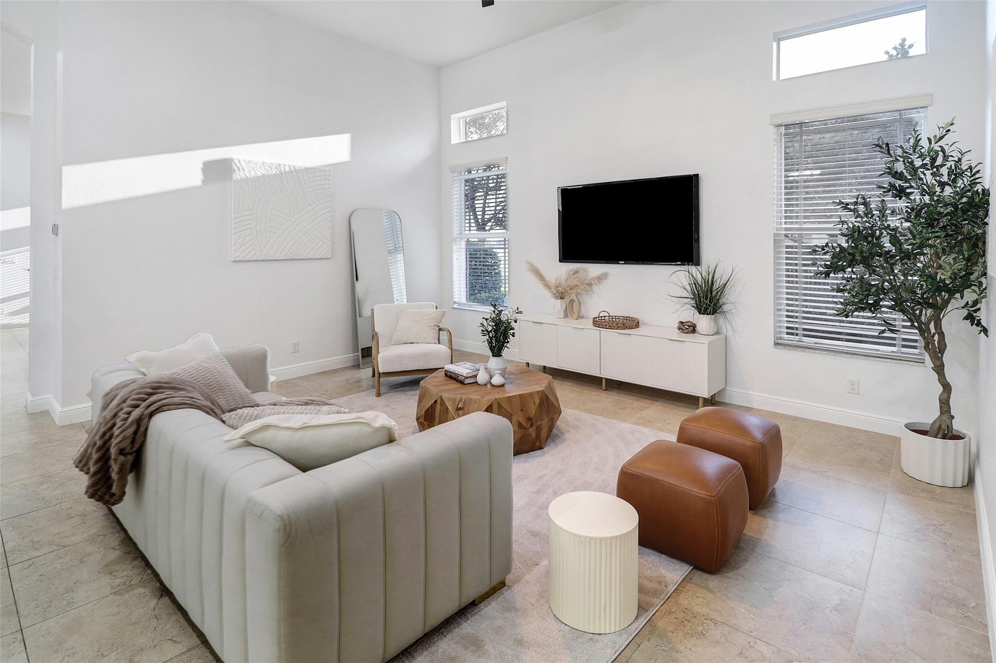 9750 Lakeview Ln Parkland, FL 33076