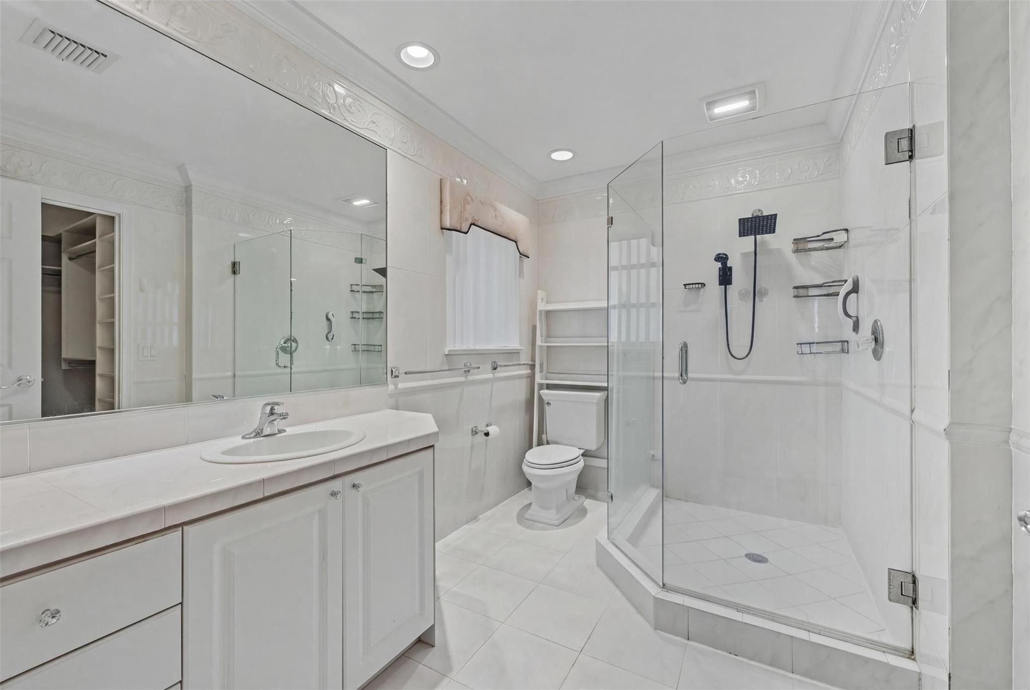 2800 NE 29th Fort Lauderdale, FL 33306