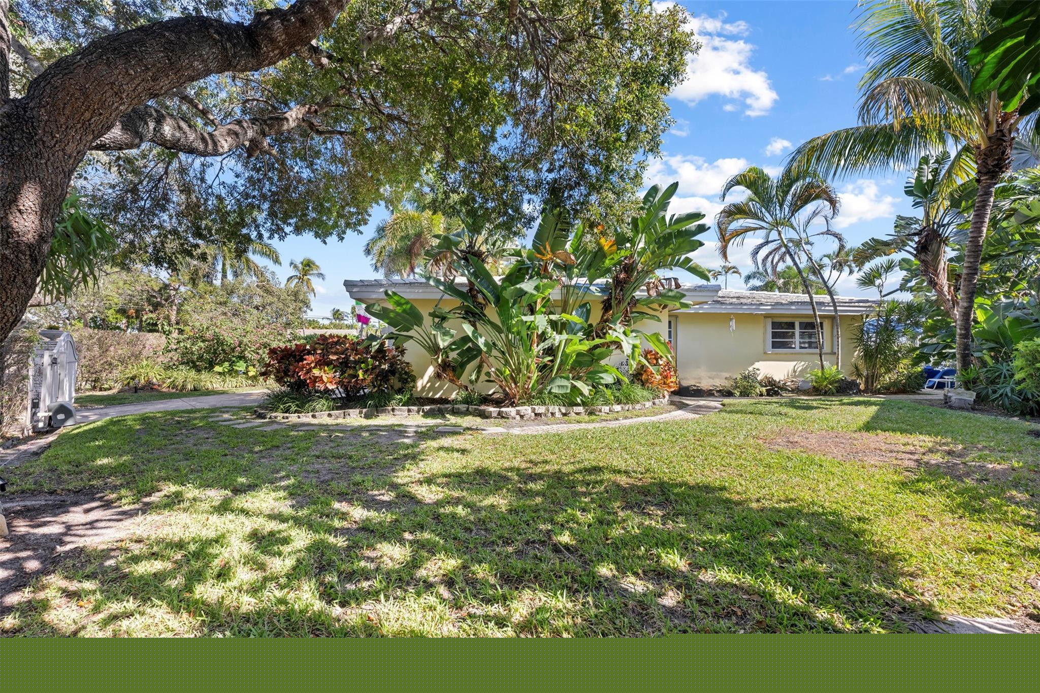 2800 NE 29th Fort Lauderdale, FL 33306