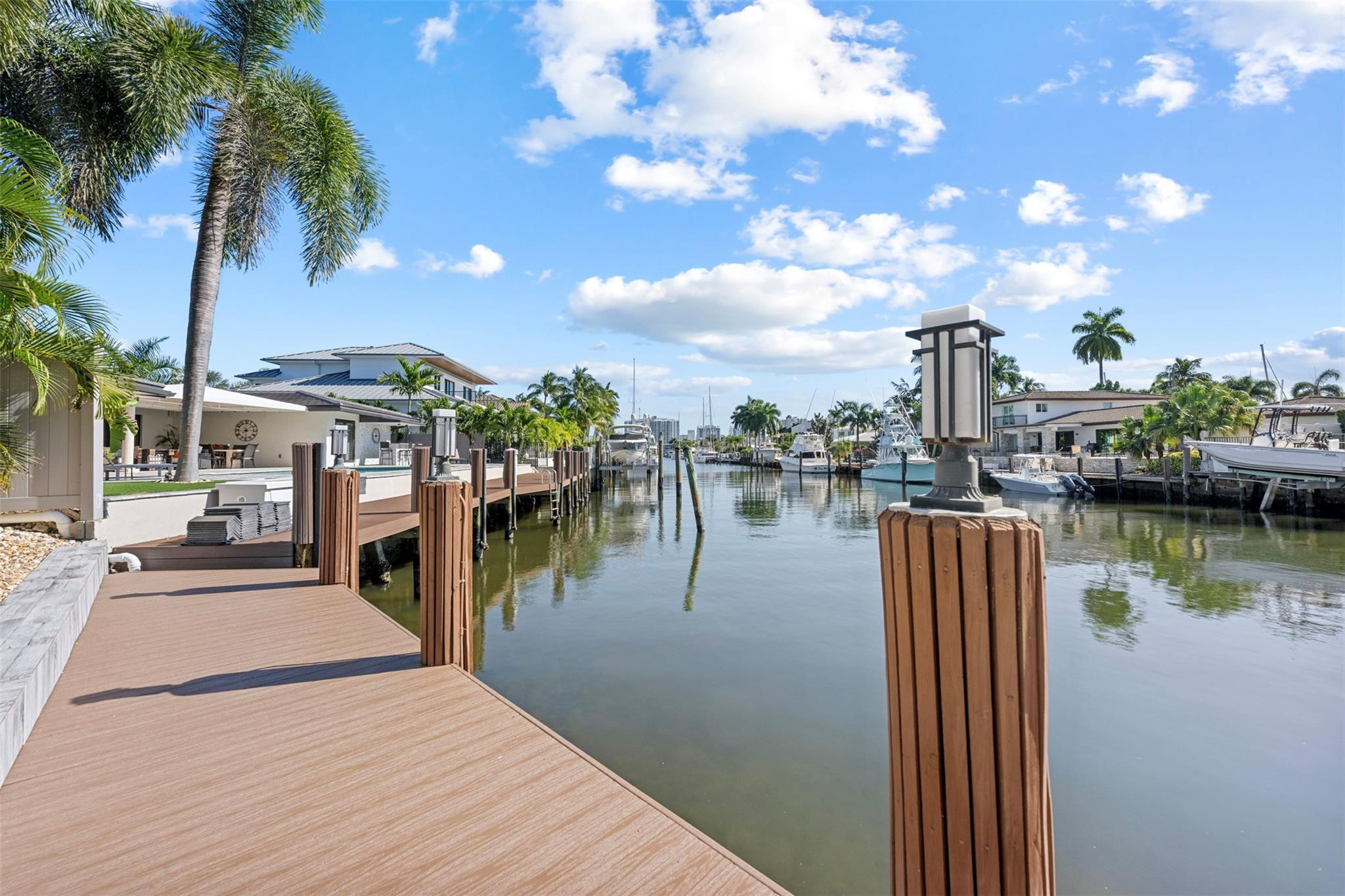 2800 NE 29th Fort Lauderdale, FL 33306