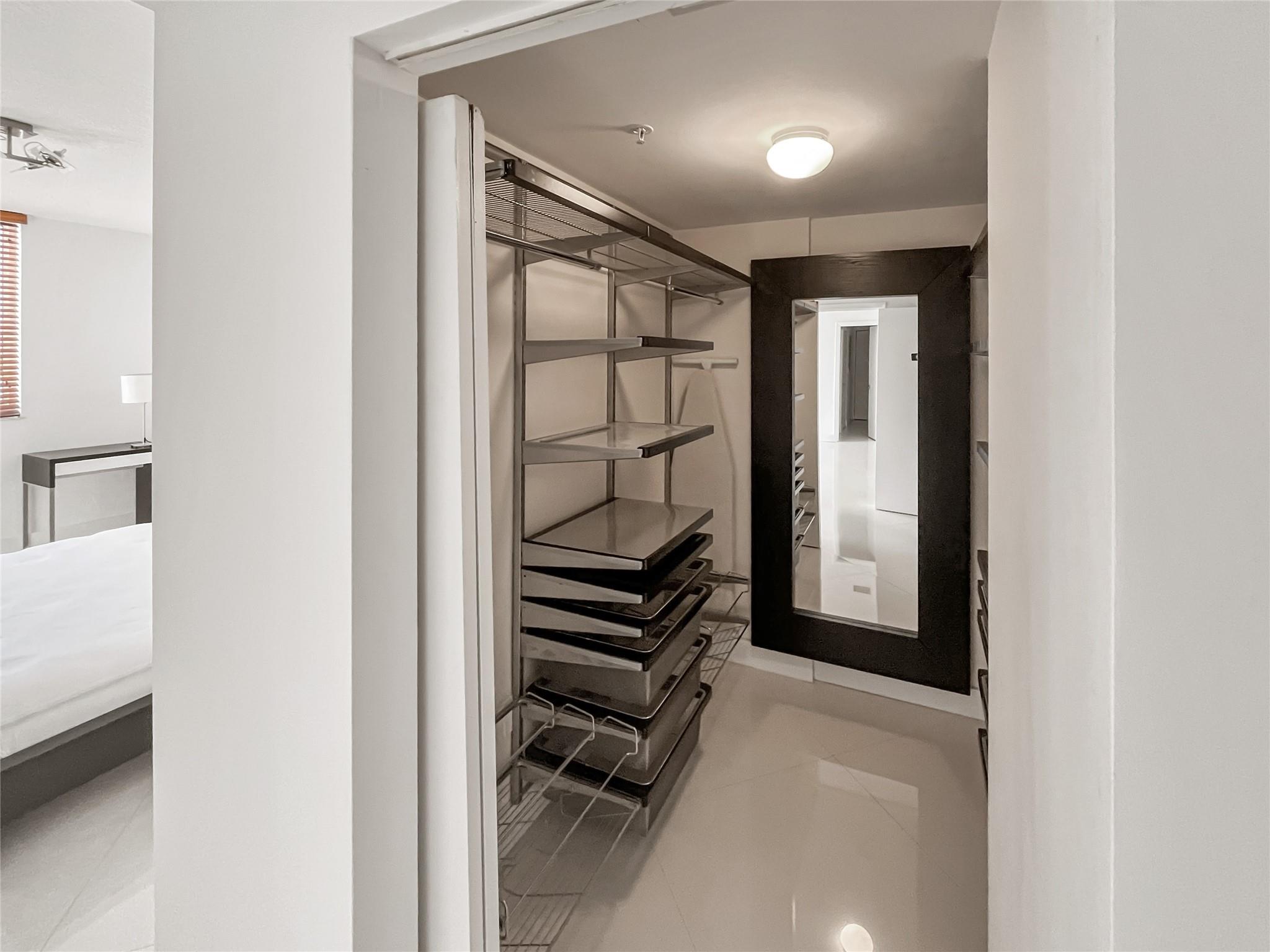 image The Venture at Aventura4