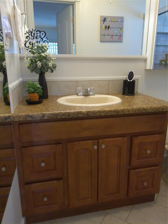 4600 NW 43rd Lauderdale Lakes, FL 33319