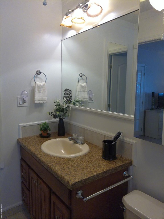 4600 NW 43rd Lauderdale Lakes, FL 33319