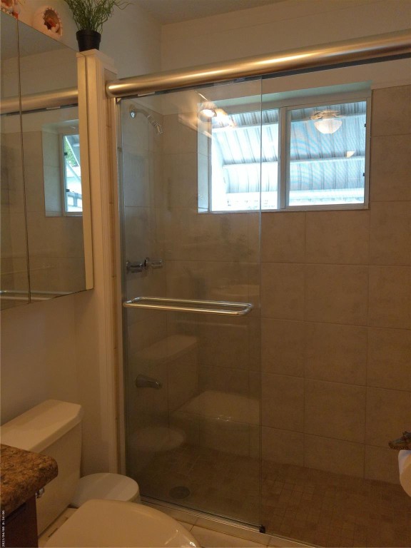 4600 NW 43rd Lauderdale Lakes, FL 33319