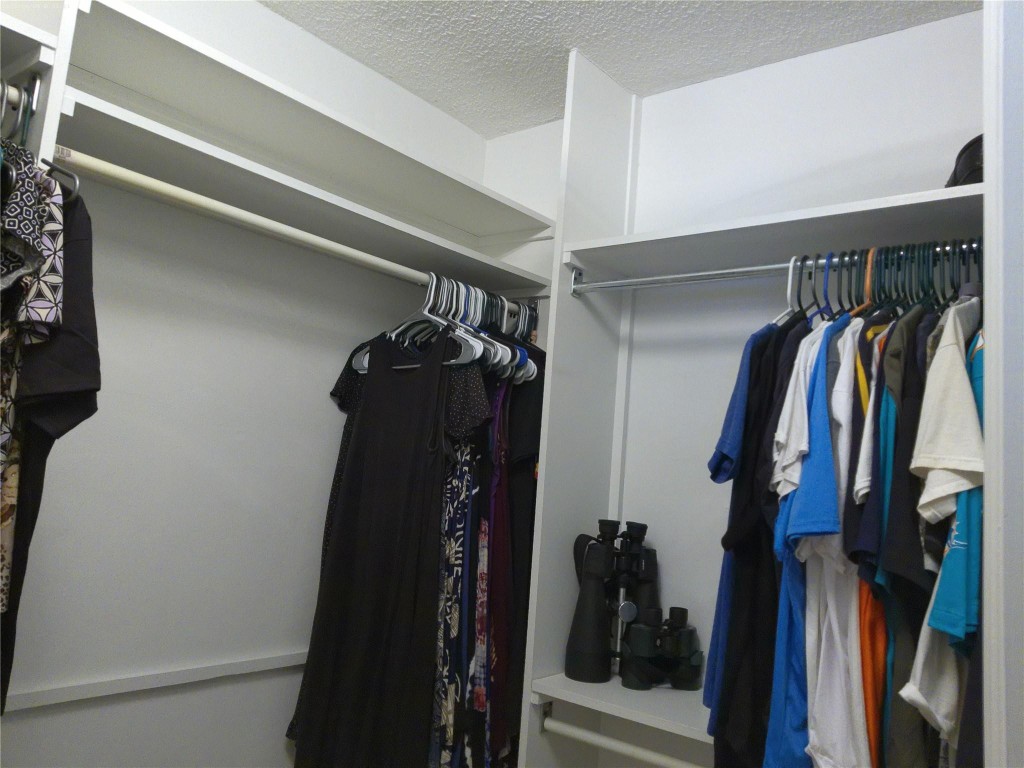 4600 NW 43rd Lauderdale Lakes, FL 33319