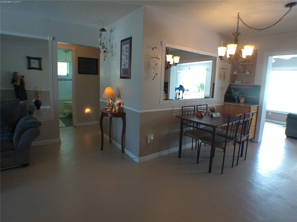 4600 NW 43rd Lauderdale Lakes, FL 33319