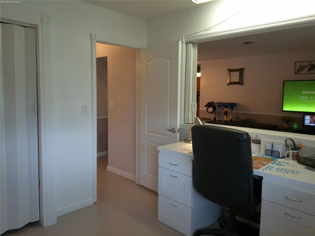 4600 NW 43rd Lauderdale Lakes, FL 33319