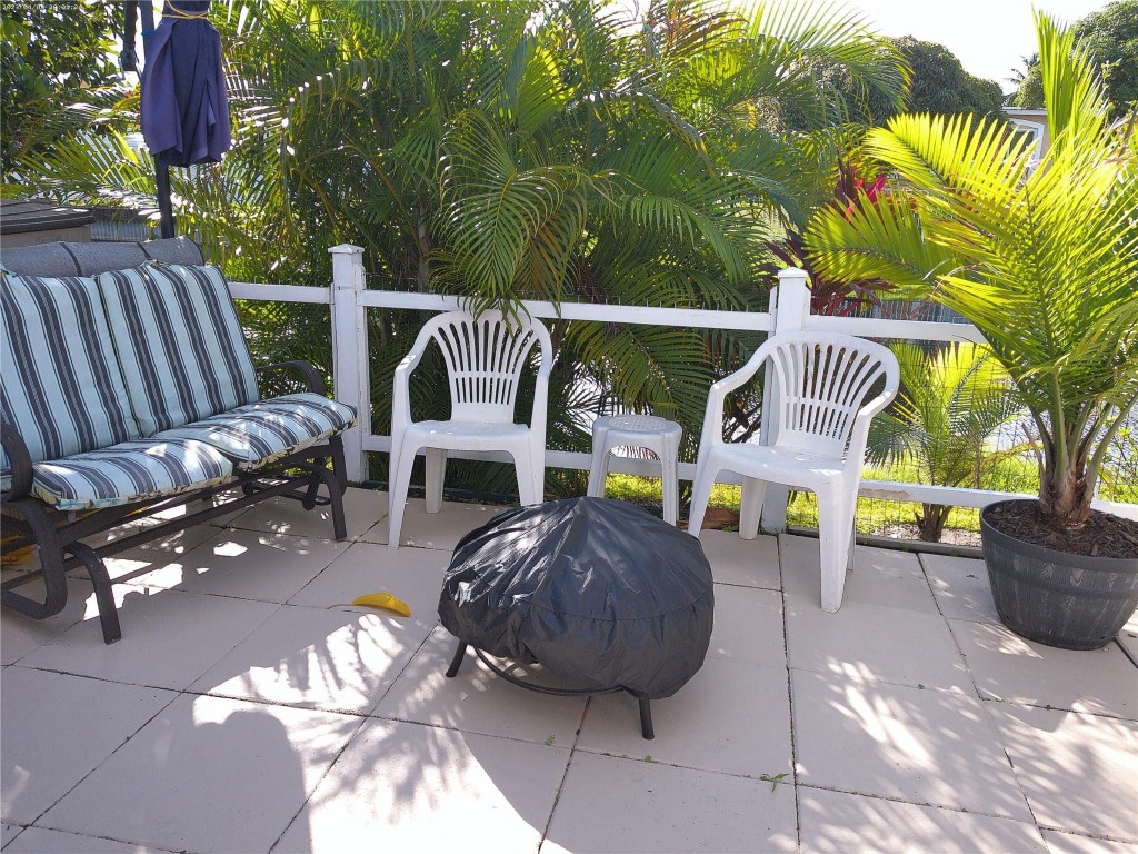 4600 NW 43rd Lauderdale Lakes, FL 33319