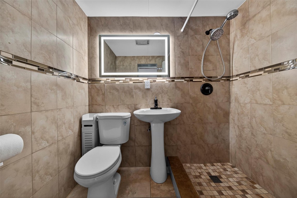 1474 SW 19th Fort Lauderdale, FL 33312