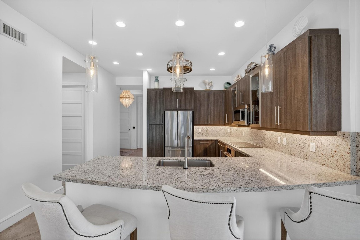 4510 El Mar #PH-405 Fort Lauderdale, FL 33308