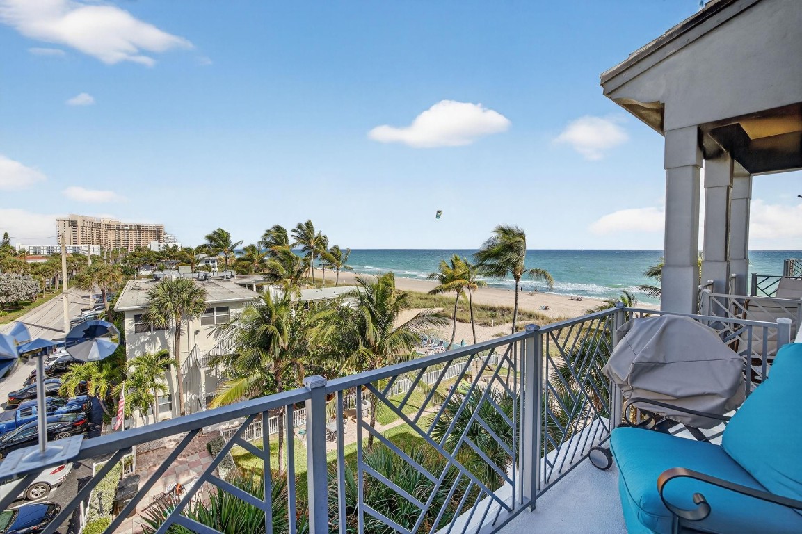 4510 El Mar #PH-405 Fort Lauderdale, FL 33308