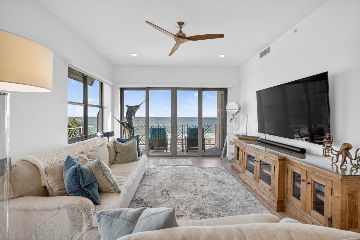 4510 El Mar #PH-405 Fort Lauderdale, FL 33308