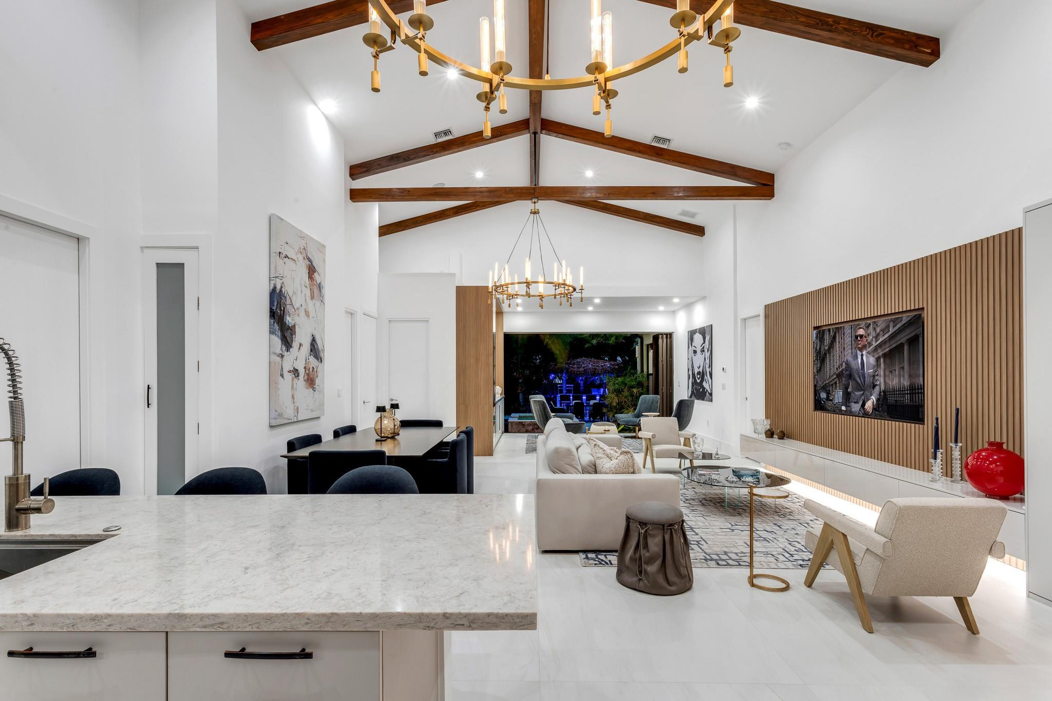 539 NE 10th Fort Lauderdale, FL 33301