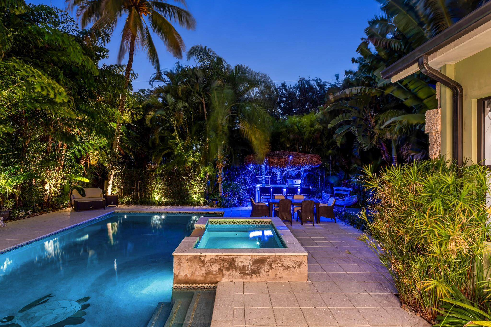 539 NE 10th Fort Lauderdale, FL 33301