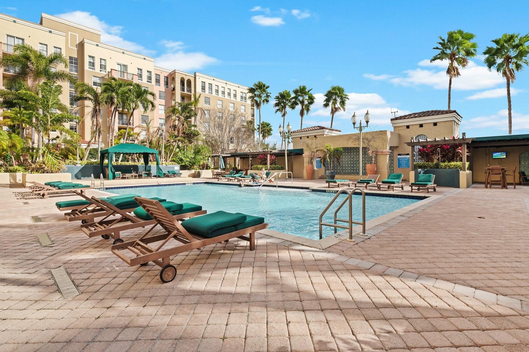 520 SE 5th #2202 Fort Lauderdale, FL 33301