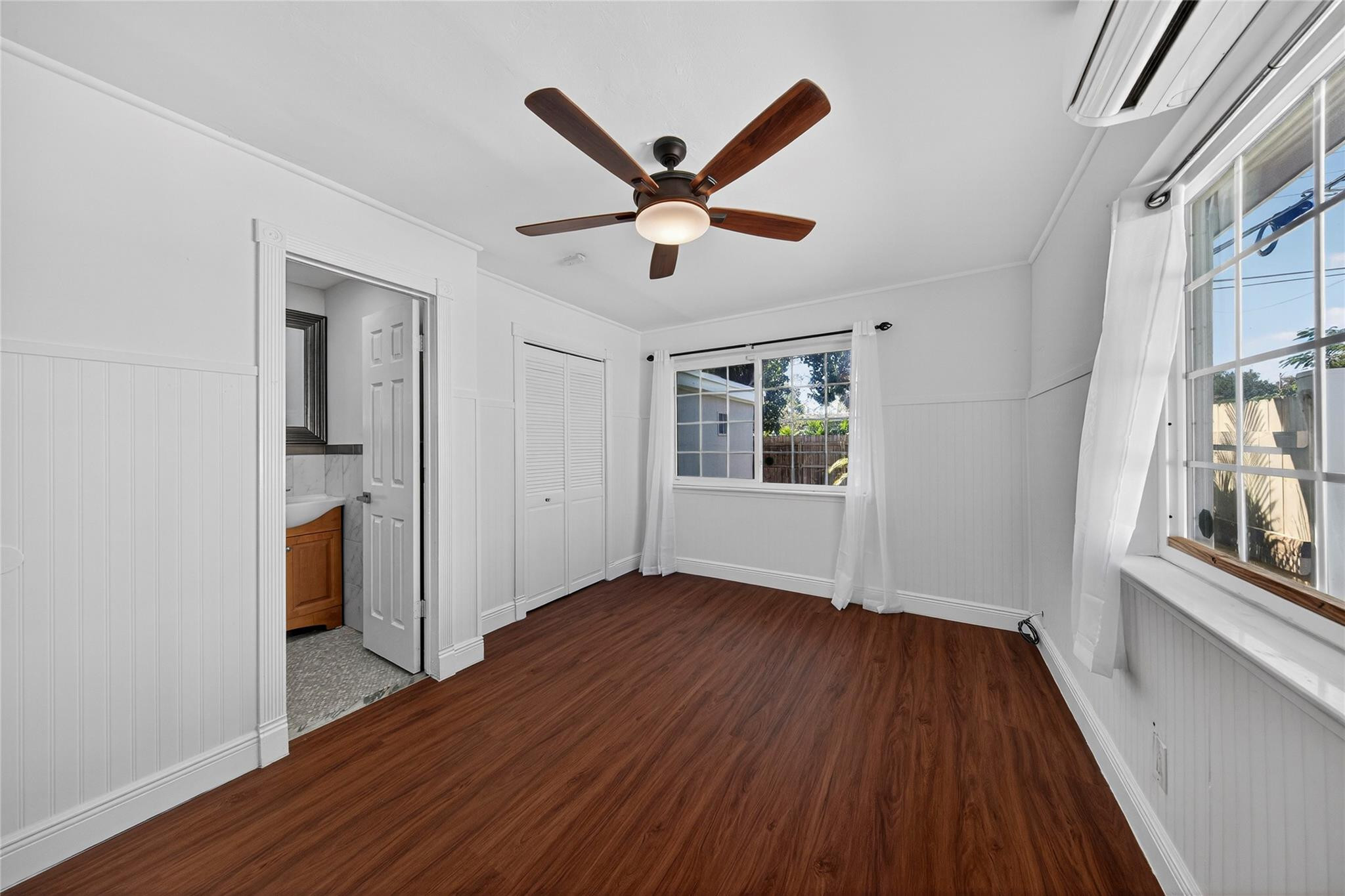 1445 NE 1st Fort Lauderdale, FL 33304