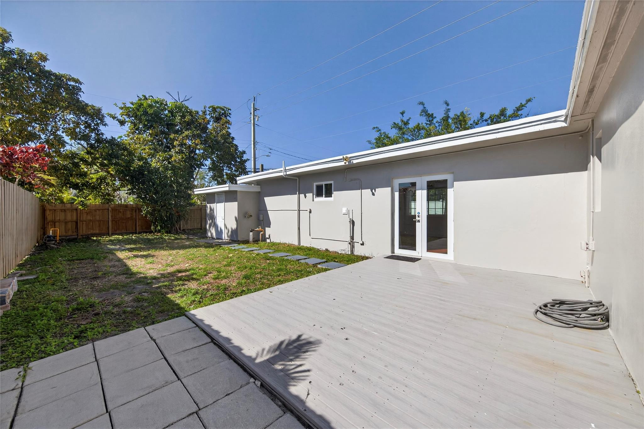 1445 NE 1st Fort Lauderdale, FL 33304