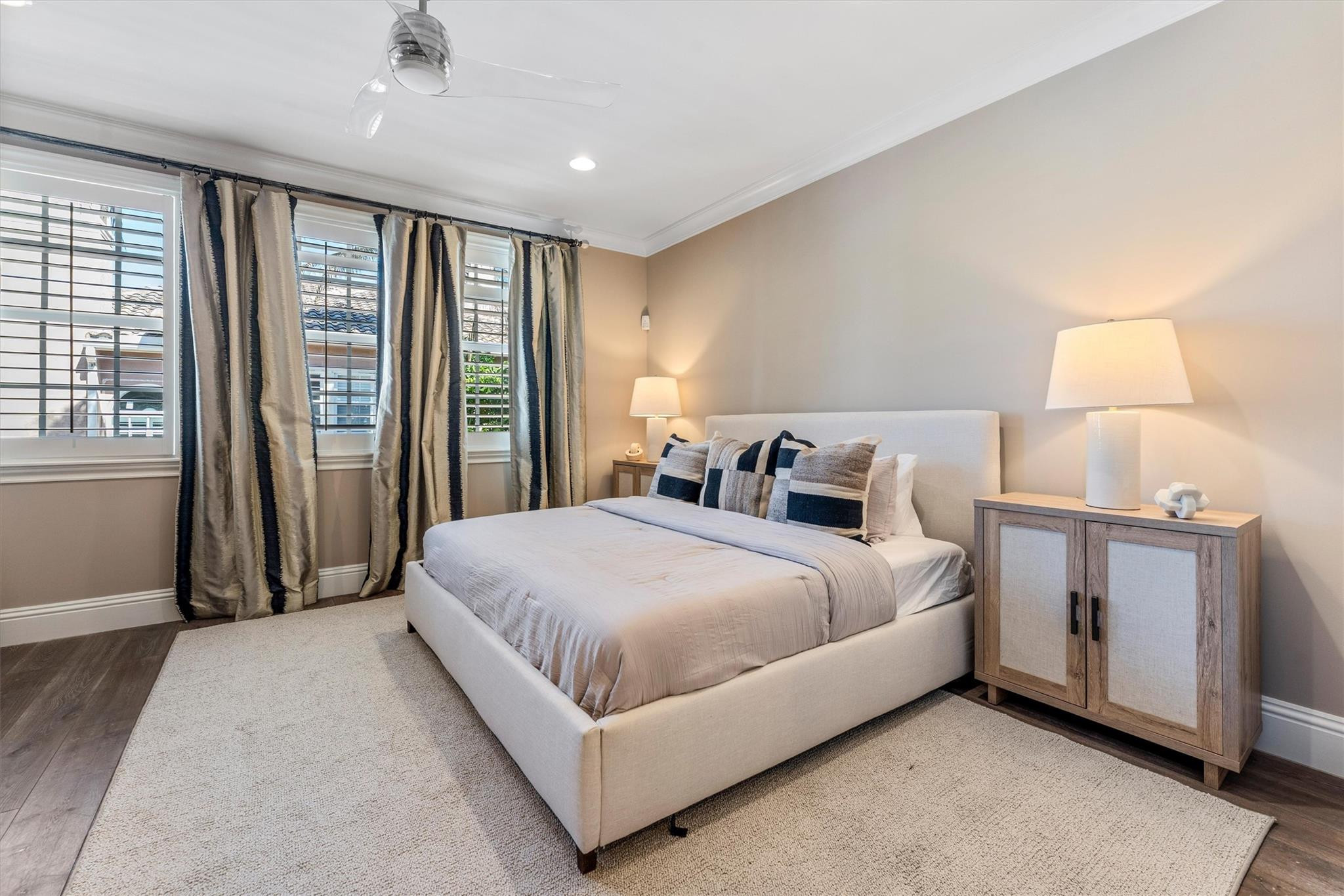 Undisclosed Address Fort Lauderdale, FL 33301