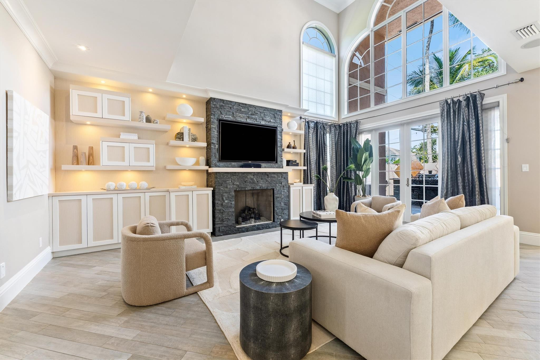 Undisclosed Address Fort Lauderdale, FL 33301