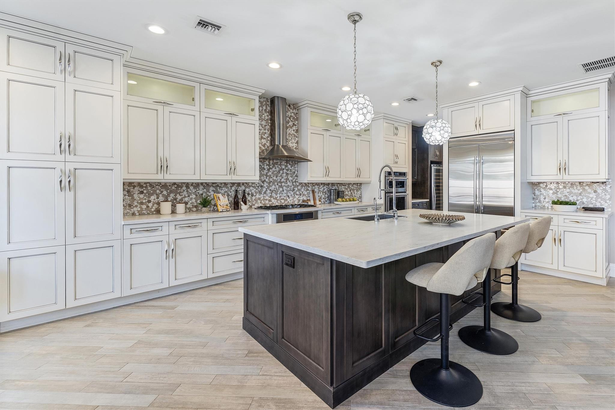 Undisclosed Address Fort Lauderdale, FL 33301