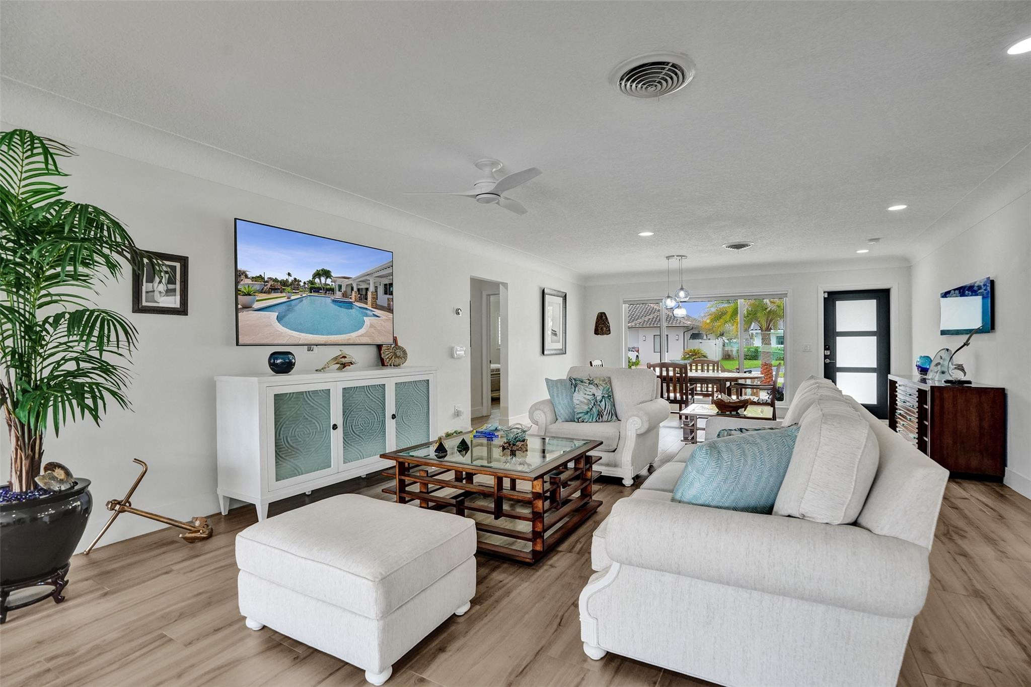 400 SE 5th Pompano Beach, FL 33060