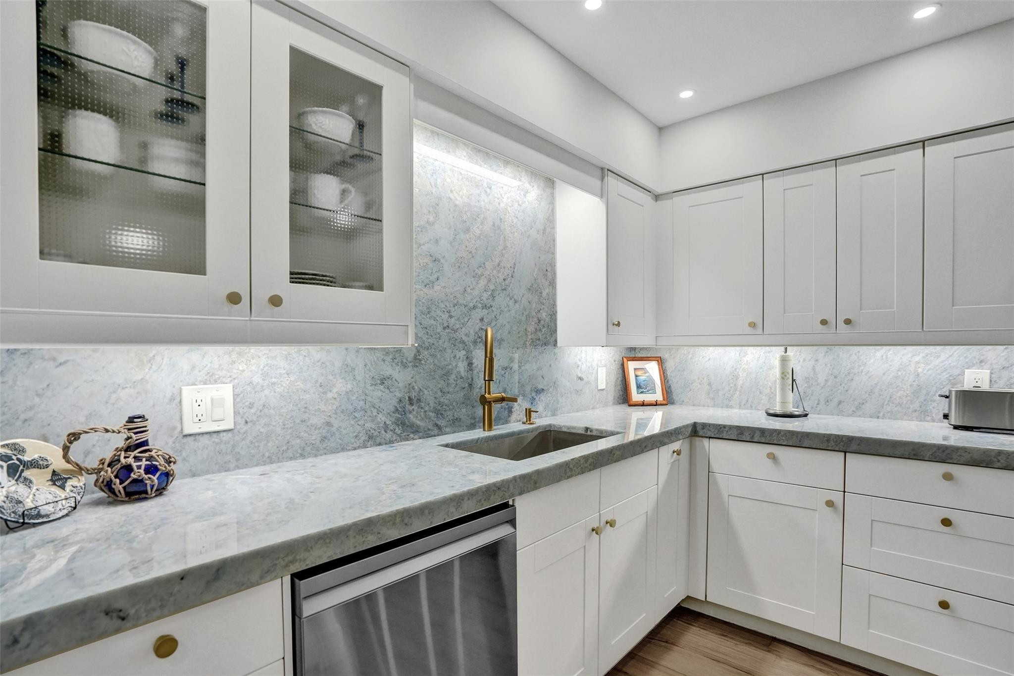 400 SE 5th Pompano Beach, FL 33060