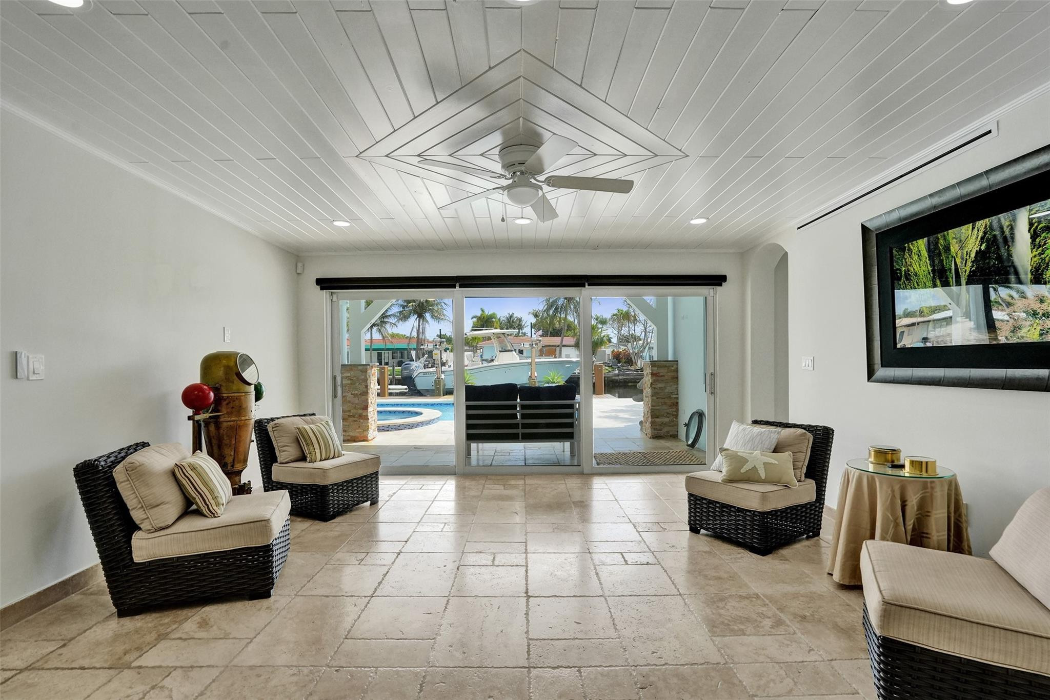 400 SE 5th Pompano Beach, FL 33060