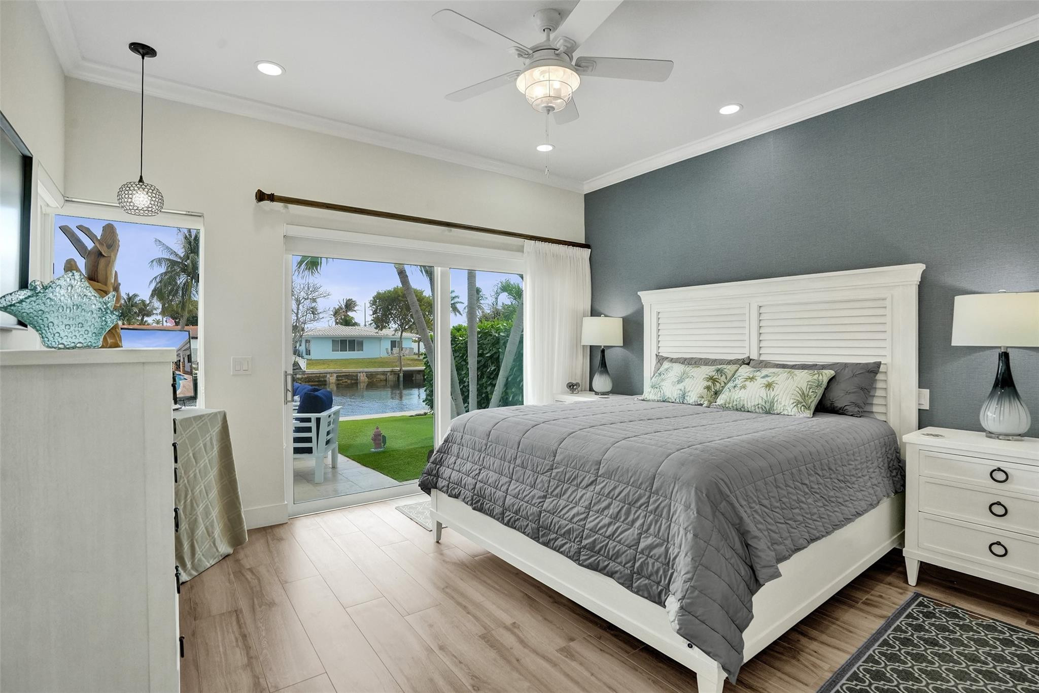 400 SE 5th Pompano Beach, FL 33060