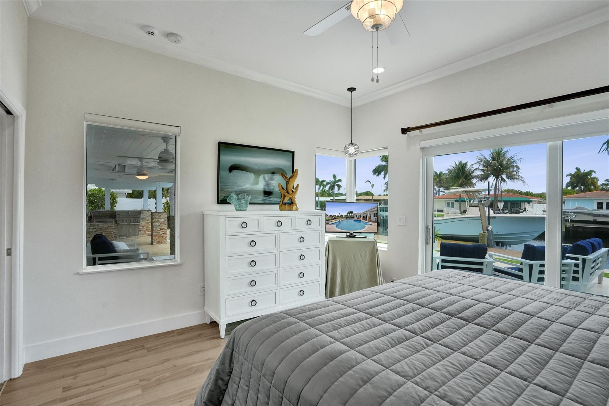 400 SE 5th Pompano Beach, FL 33060