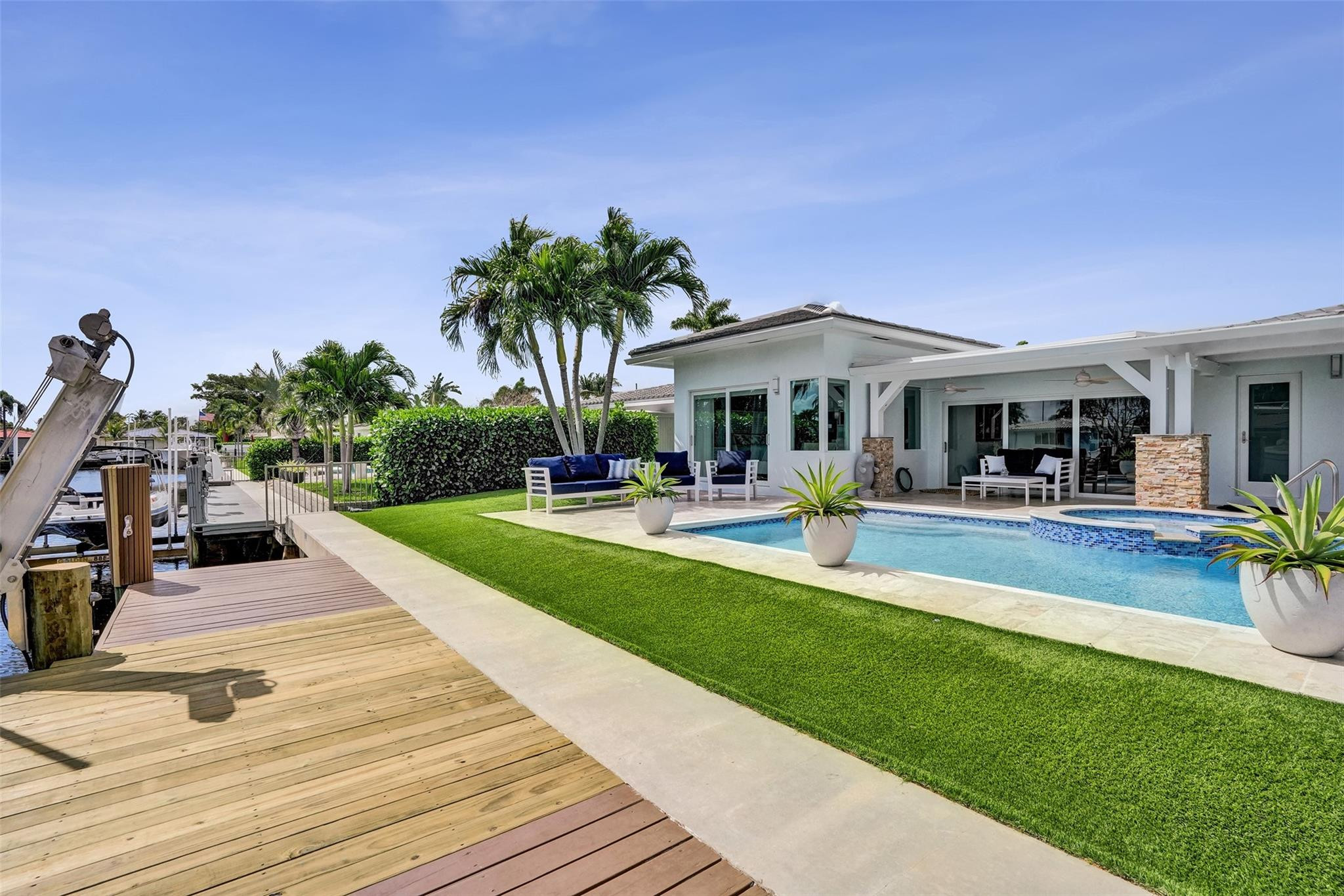 400 SE 5th Pompano Beach, FL 33060