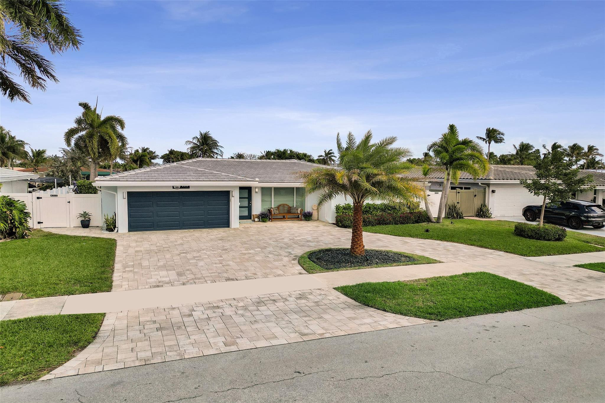 400 SE 5th Pompano Beach, FL 33060