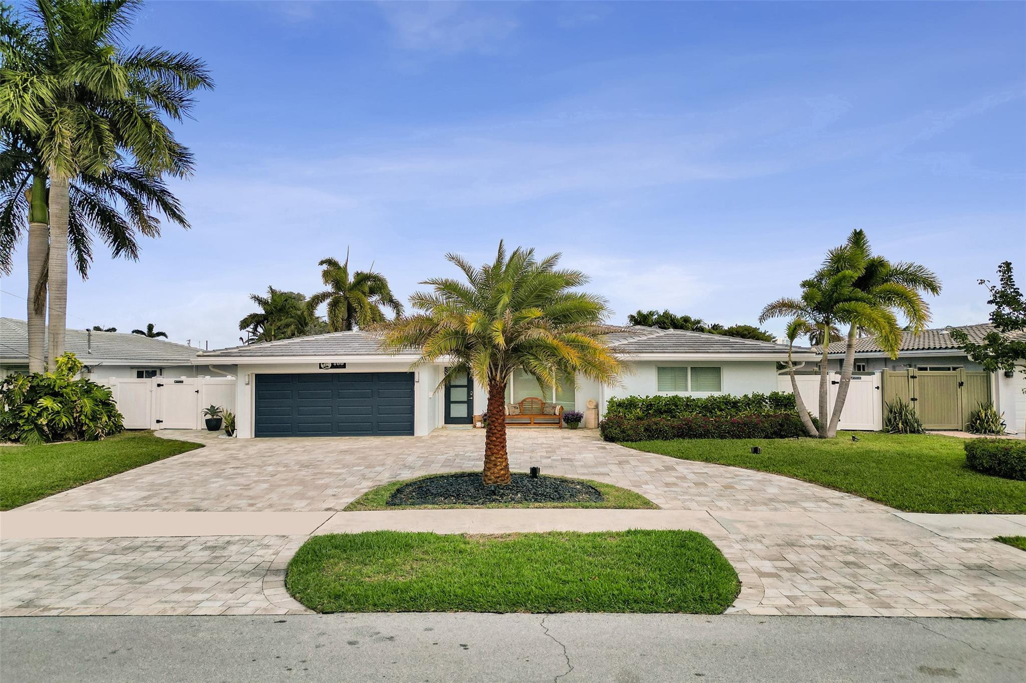 400 SE 5th Pompano Beach, FL 33060