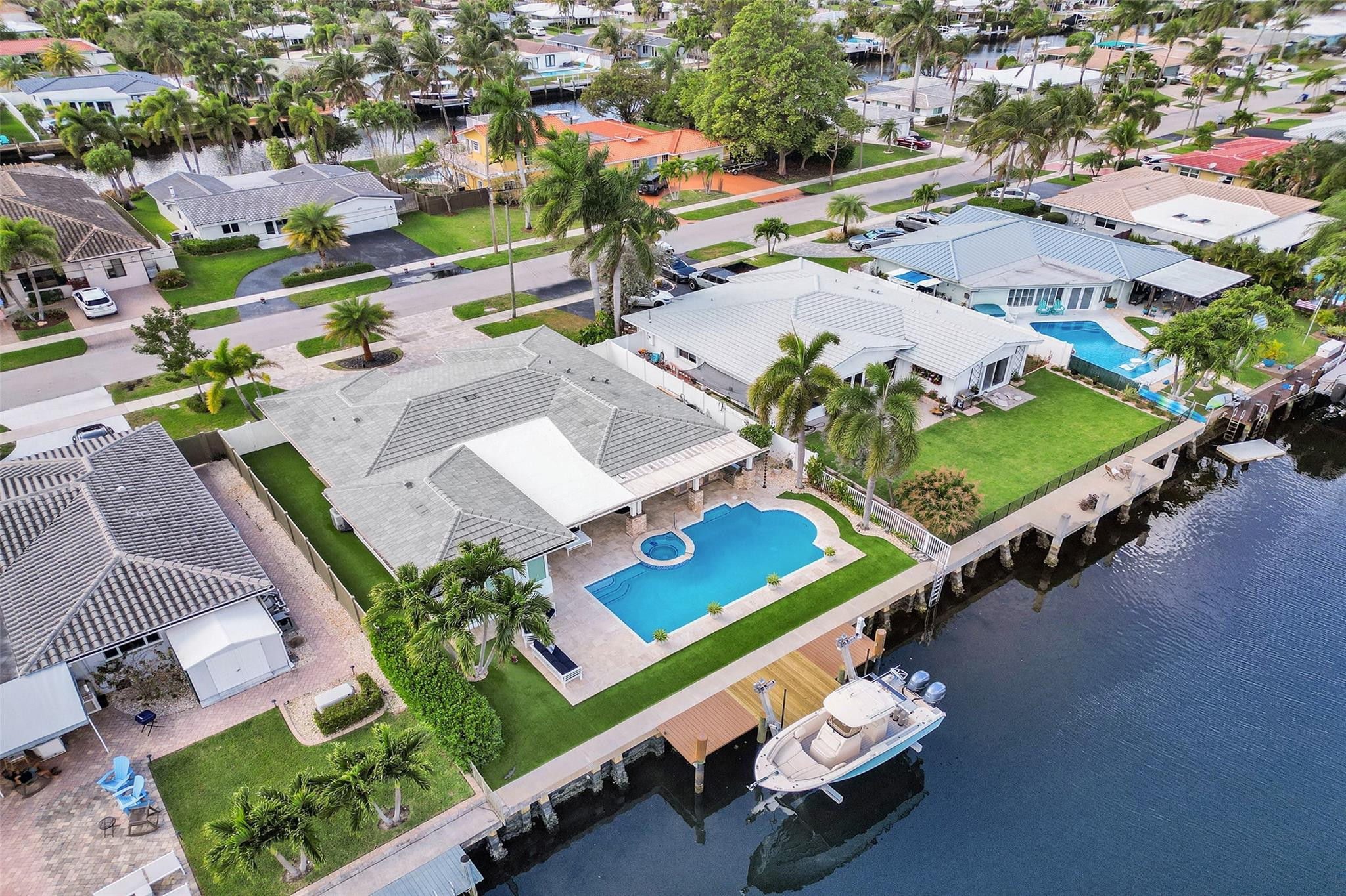 400 SE 5th Pompano Beach, FL 33060