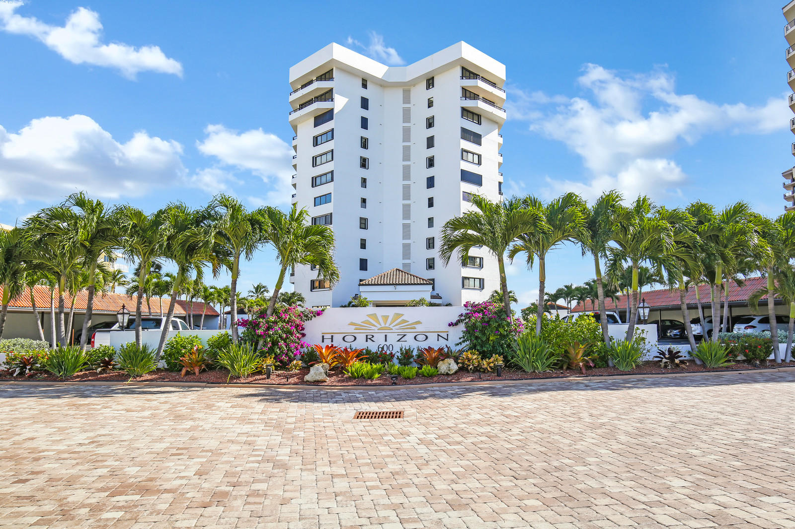 600 Ocean Dr #3b