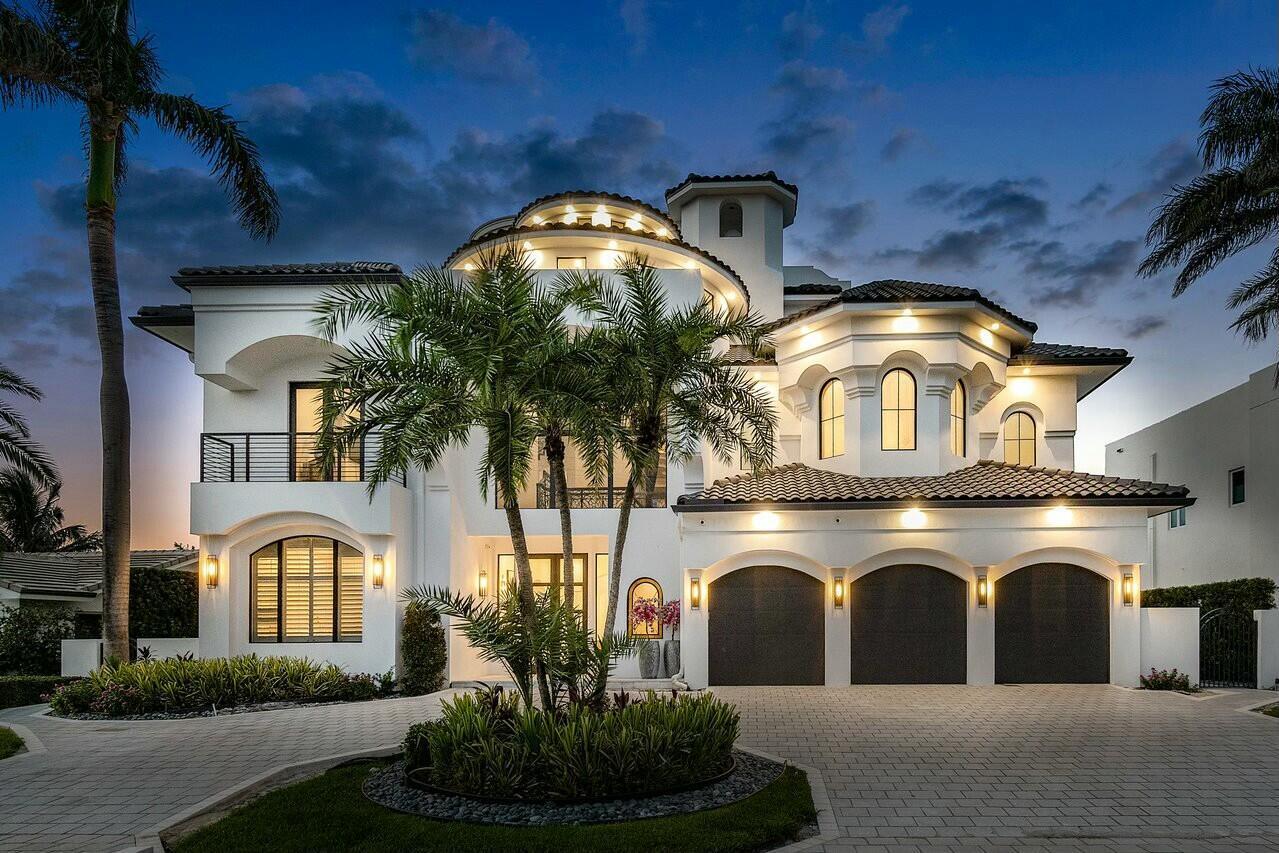 1087 Bel Lido Dr Highland Beach, FL 33487